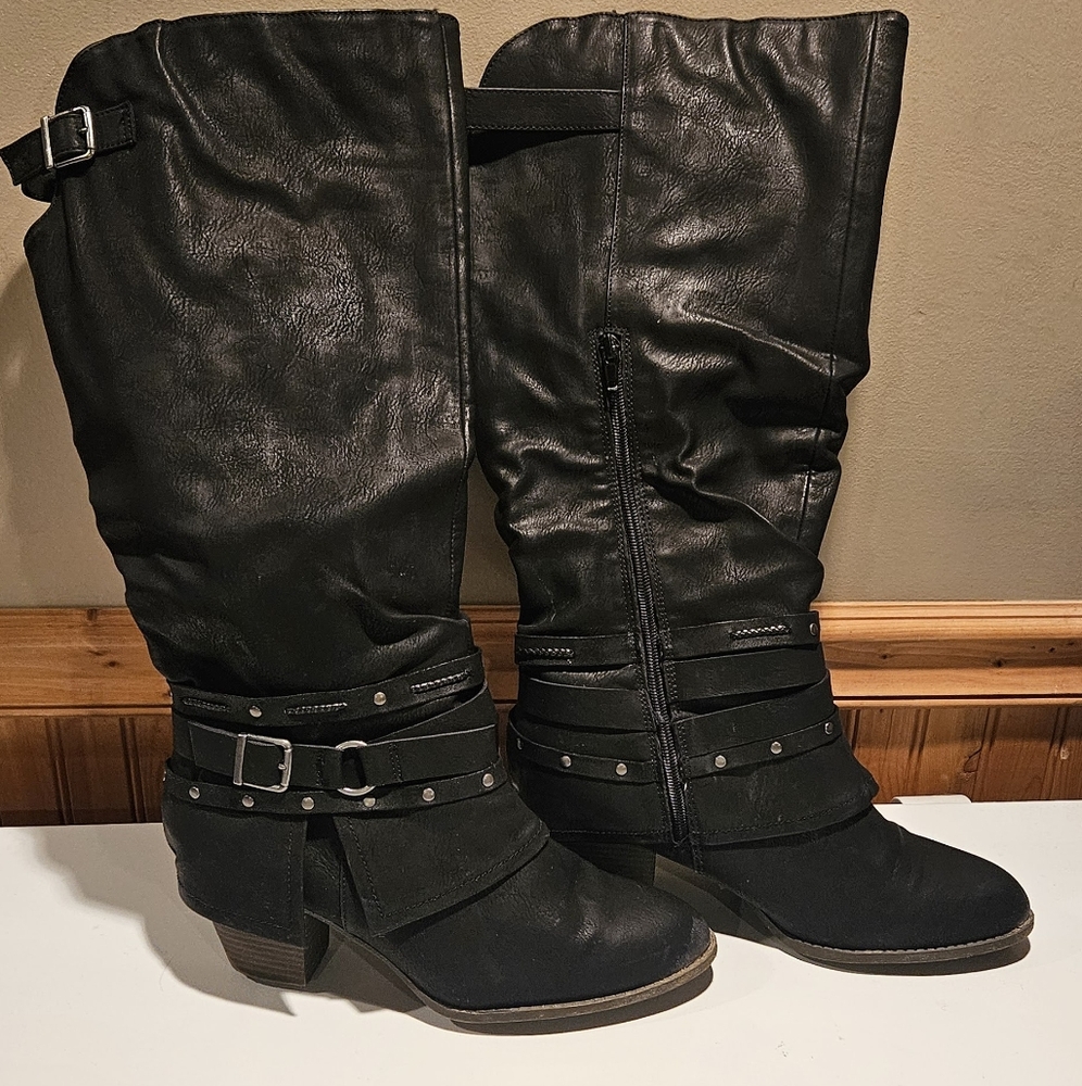 Calf high boots